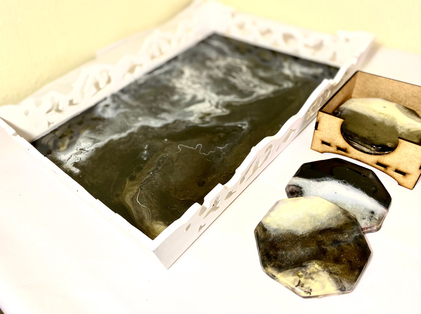 Bamboo wood resin coated kitchen utensil set