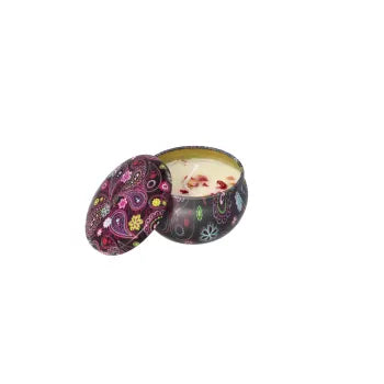 Scented candle with botanicals